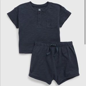 Gap Baby 100% Organic Cotton Two-Piece Outfit Set